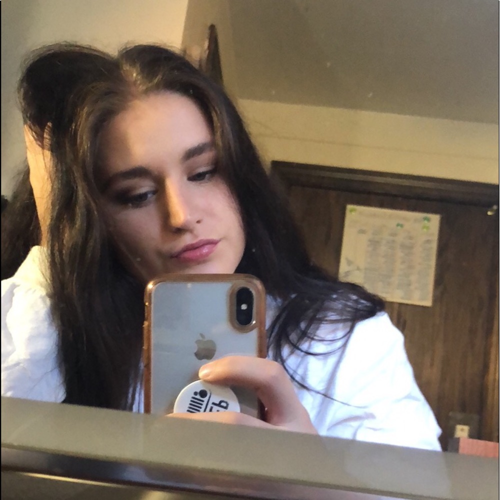 Meet your Posher, Amanda